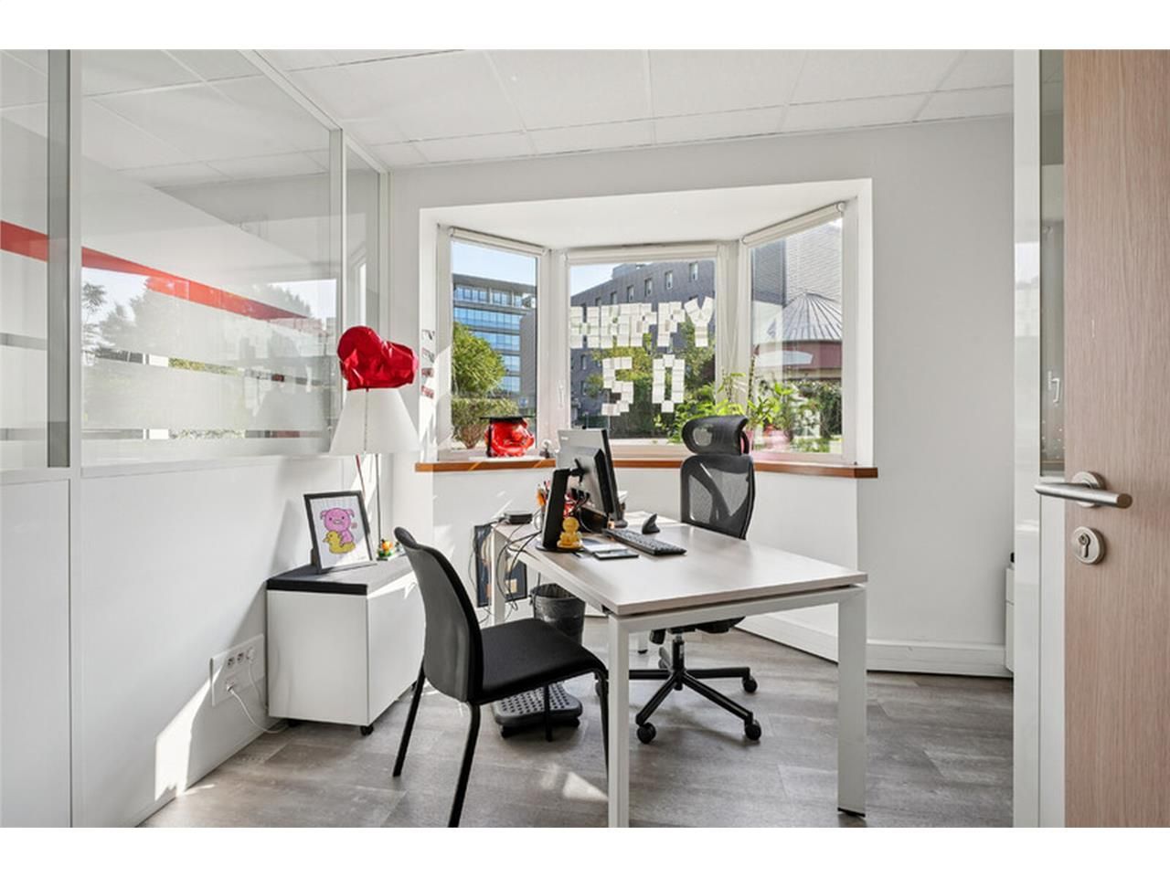 Savills vous propose à la location un plateau de 