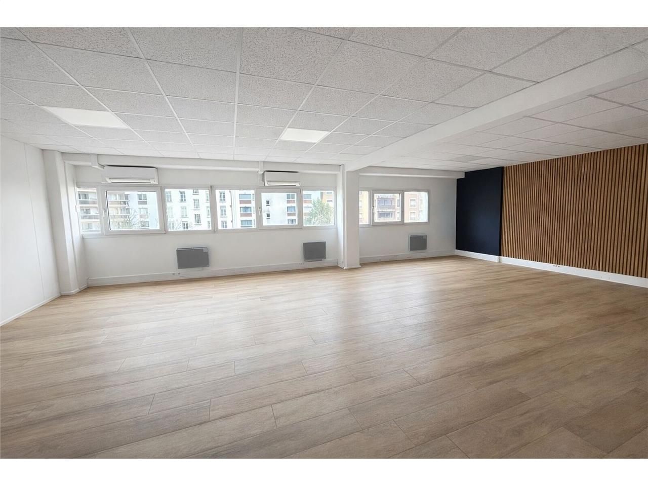 A Lyon 7ème, Savills vous propose à la location d