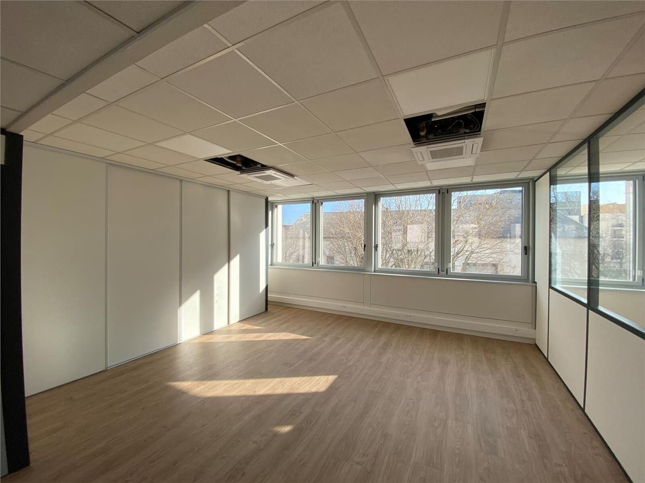 Savills propose à la location des bureaux totalem