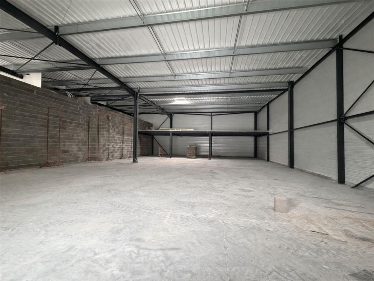 Savills Lyon vous propose à la location un local