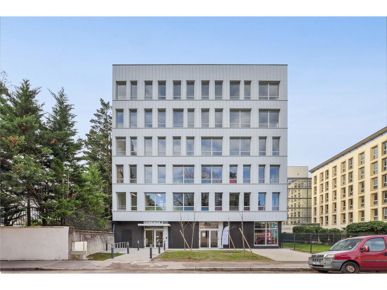 Savills vous propose plusieurs surfaces de bureau