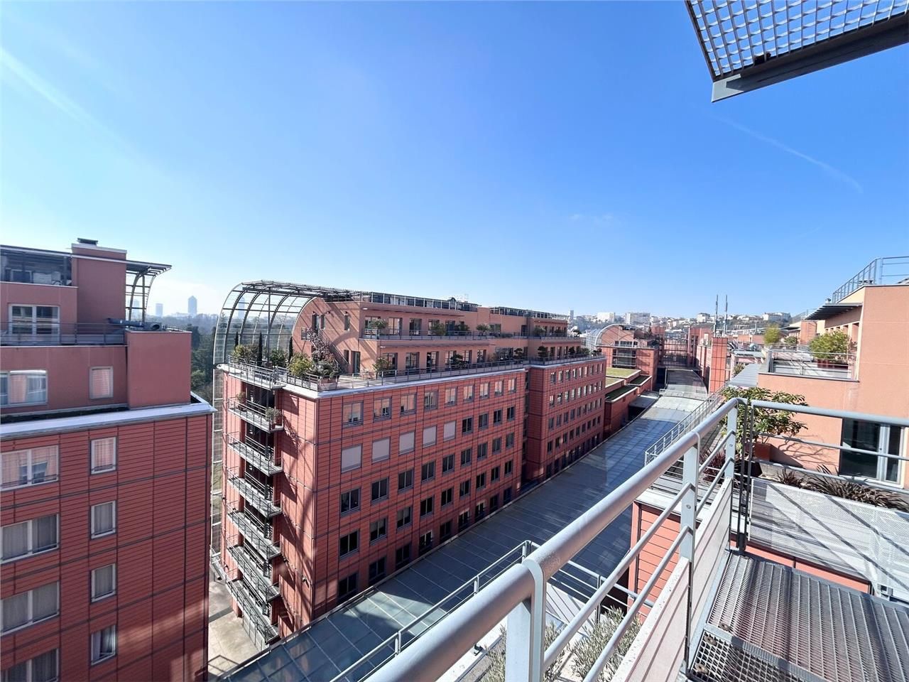 Savills Lyon vous propose à la commercialisation