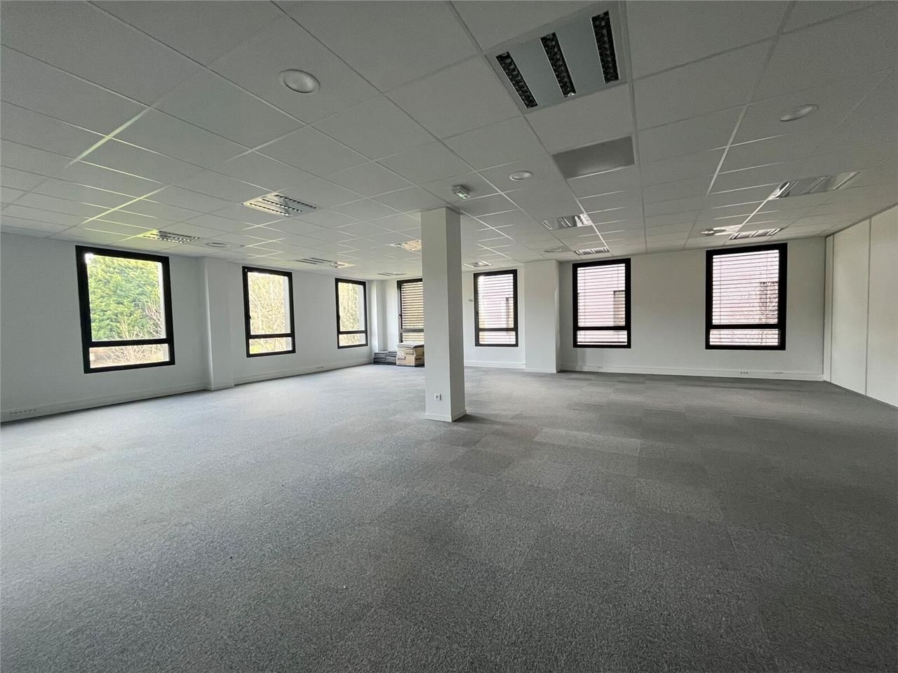 Savills Lyon vous propose à la vente et à la loca