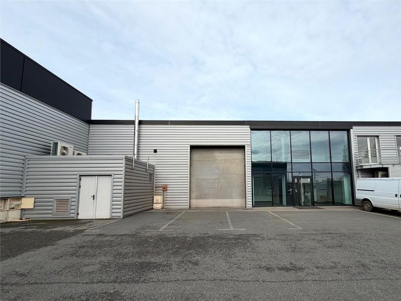 Savills Lyon propose à la location, sur la commun