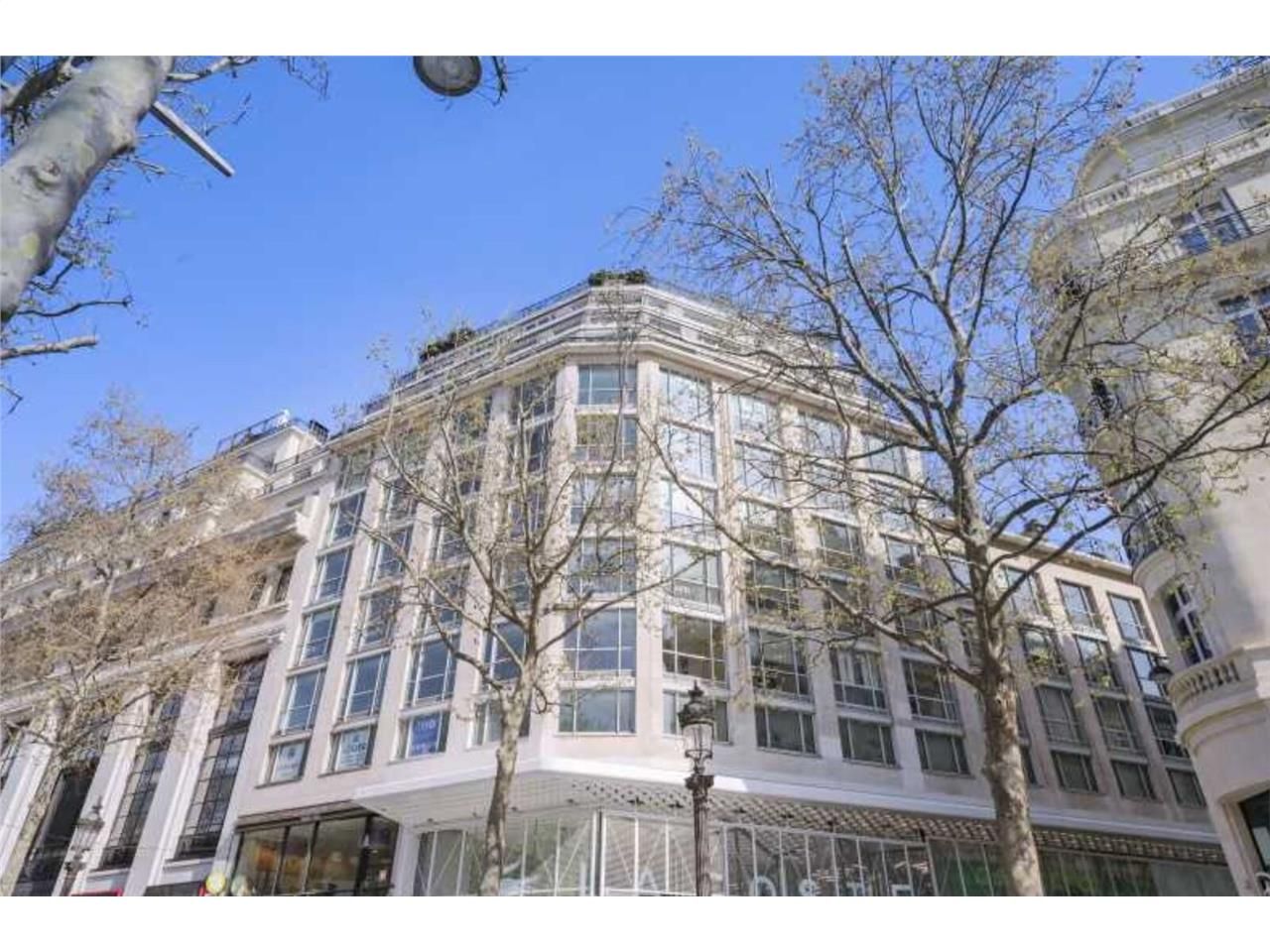 SAVILLS vous propose 510 m² de bureaux idéalement