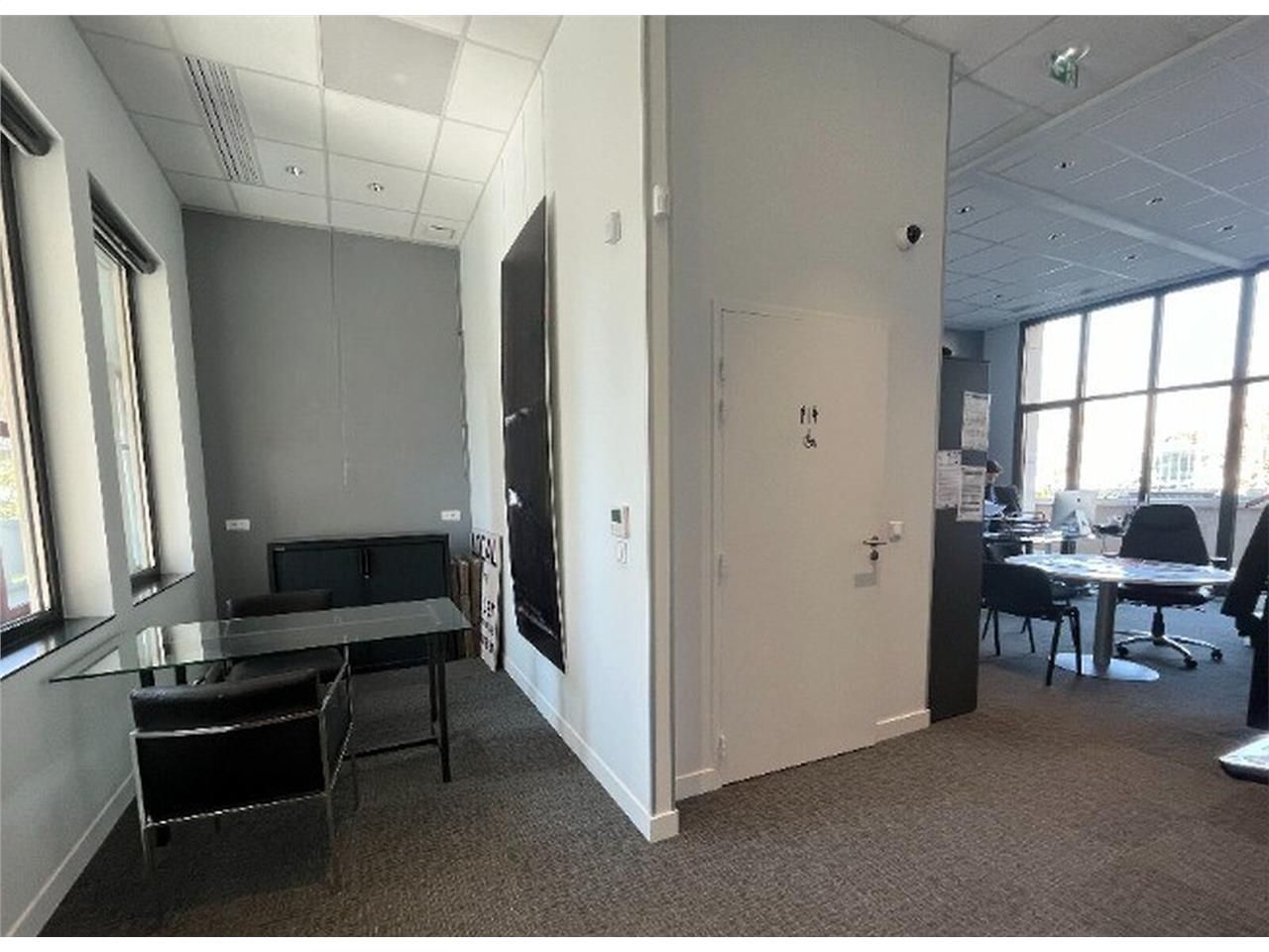 Savills propose à la location un espace de bureau