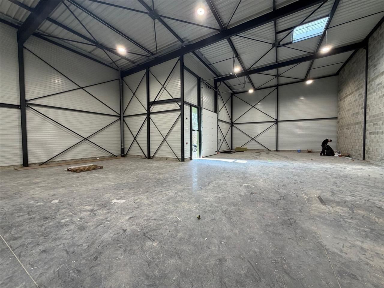 Savills Lyon vous propose à la location un bâtime