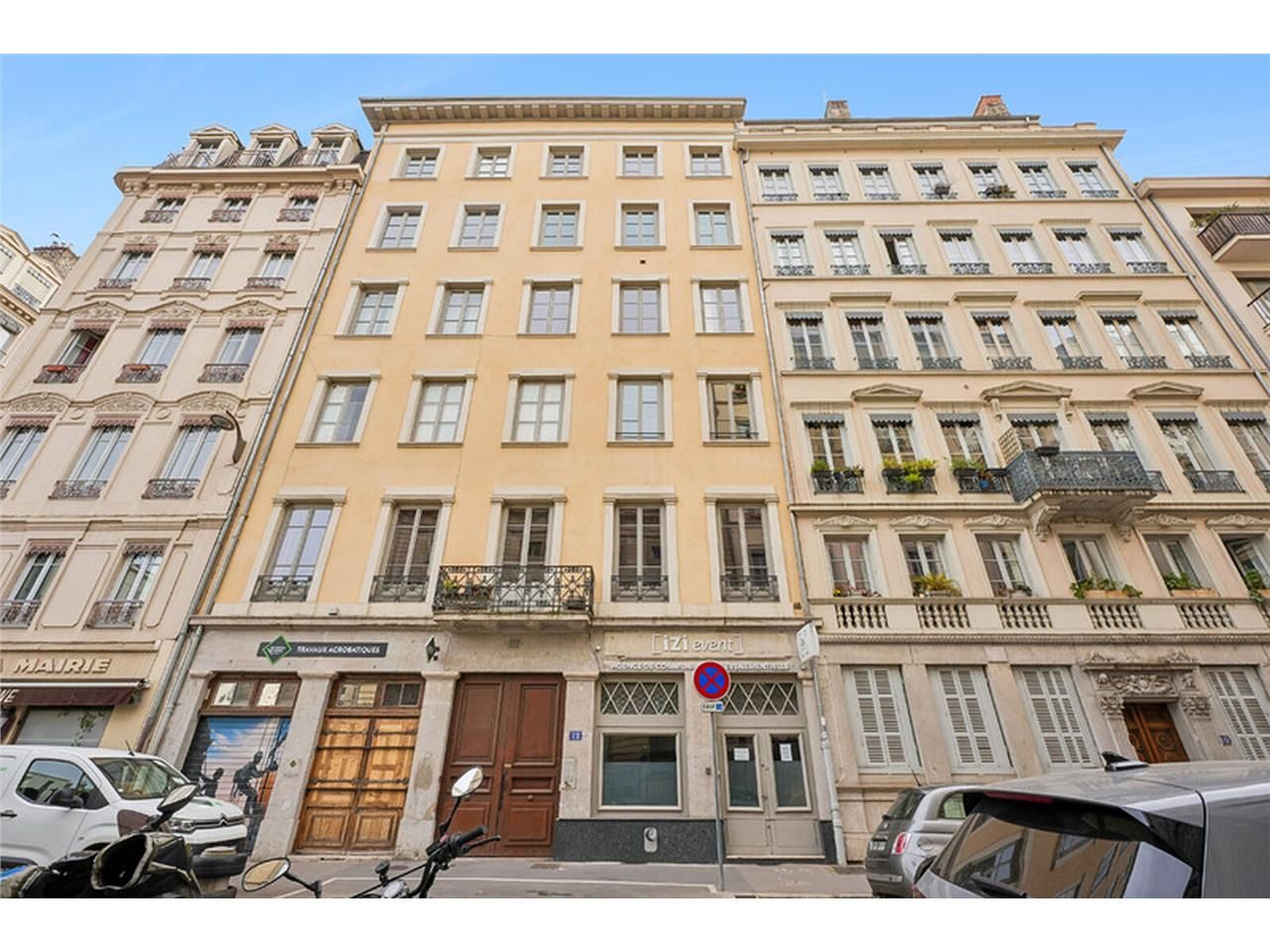 Savills Lyon vous propose en exclusivité un local