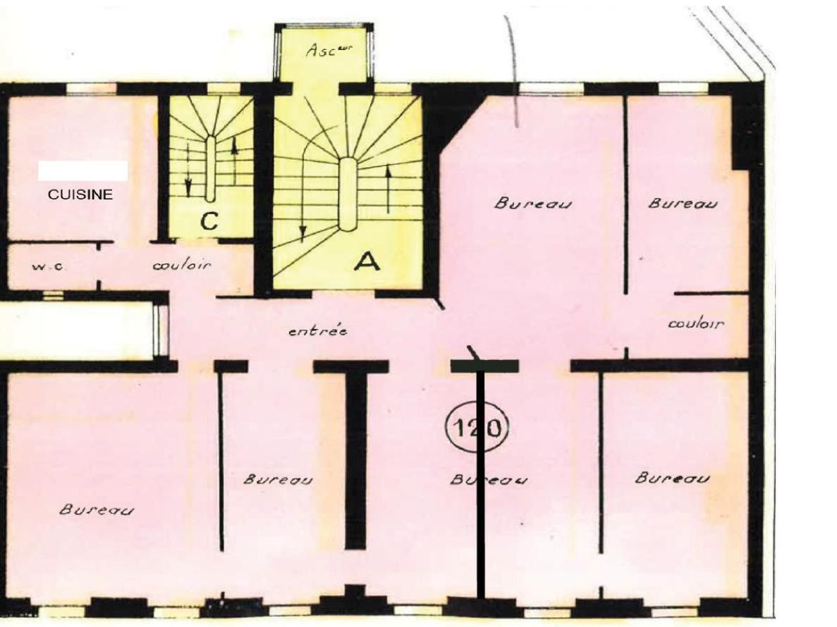 136 m² pour ce bureaux en location à Paris