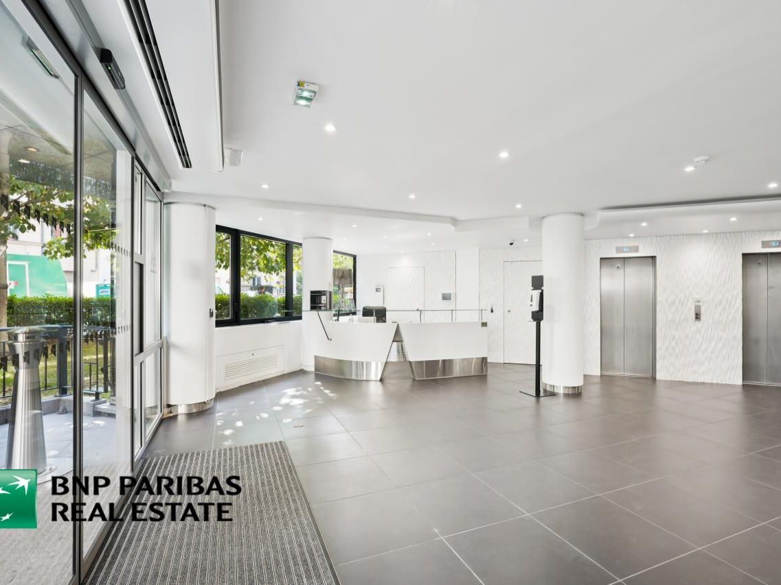 1024 m² pour ce bureaux en location à Levallois-perret