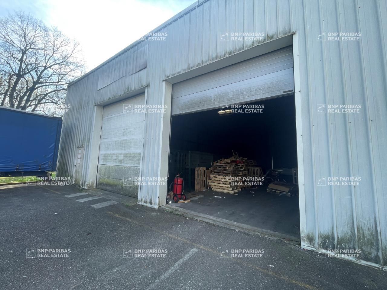 5644.33 m² pour cetentrepôts classe c en location à Strasbourg