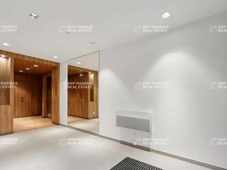 682.7 m² pour ce bureaux en vente à Boulogne-billancourt