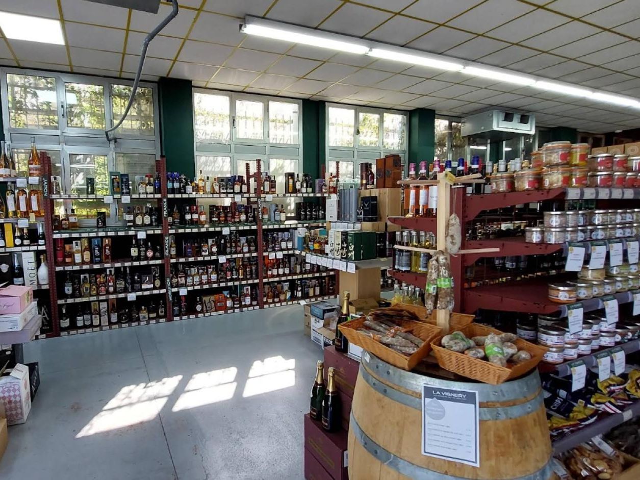 Location Local commercial 480 m² non divisibles 06220 Vallauris