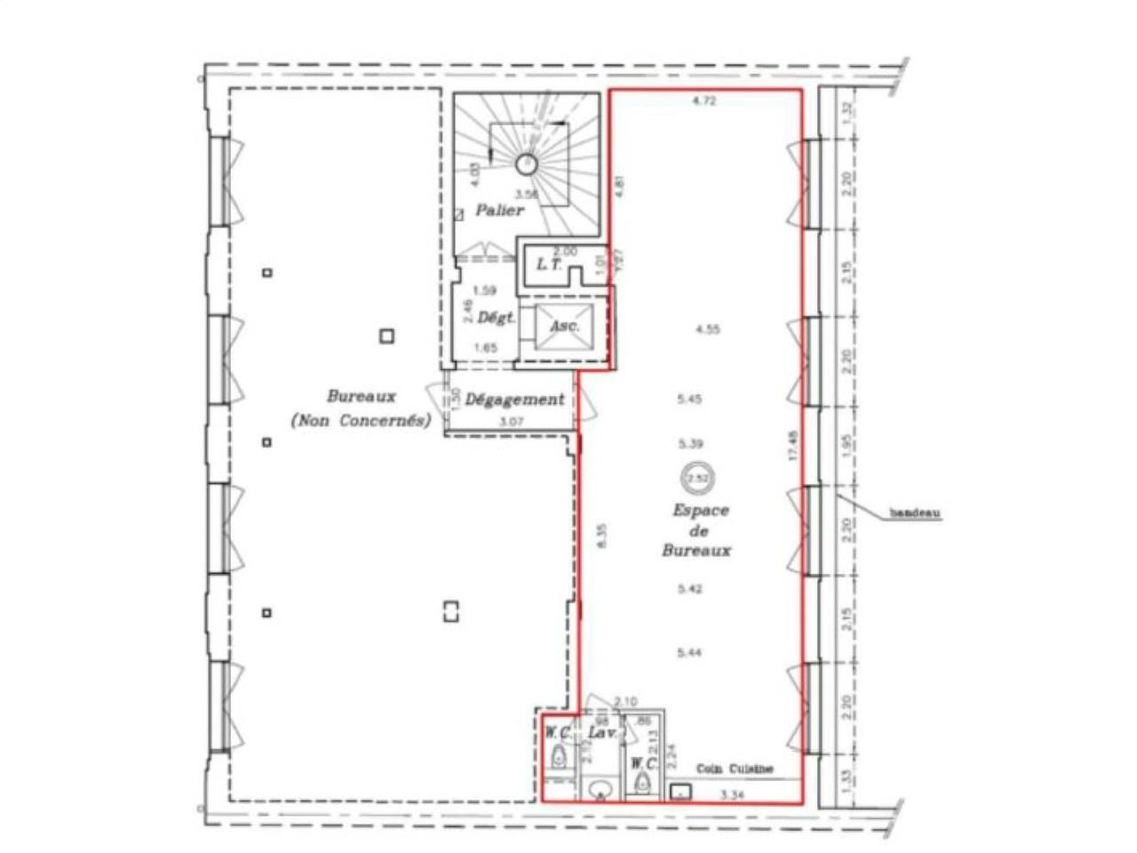 131.24 m² pour ce bureaux en location à Levallois-perret