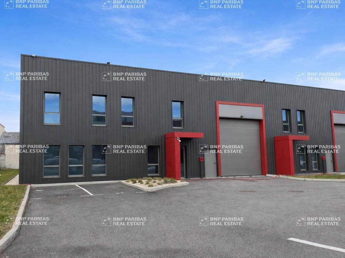 Location Activité 623 m² divisibles 69680 Chassieu