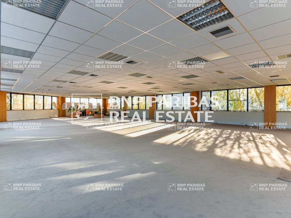 Location Bureaux 1969 m² divisibles 91140 Villebon sur yvette