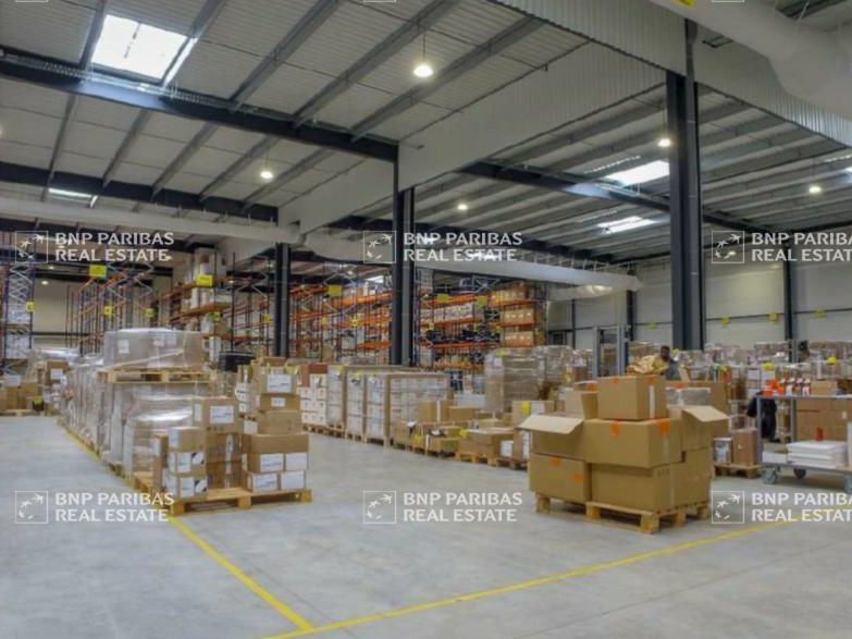 1775 m² pour ce pme-pmi en vente à Bondoufle