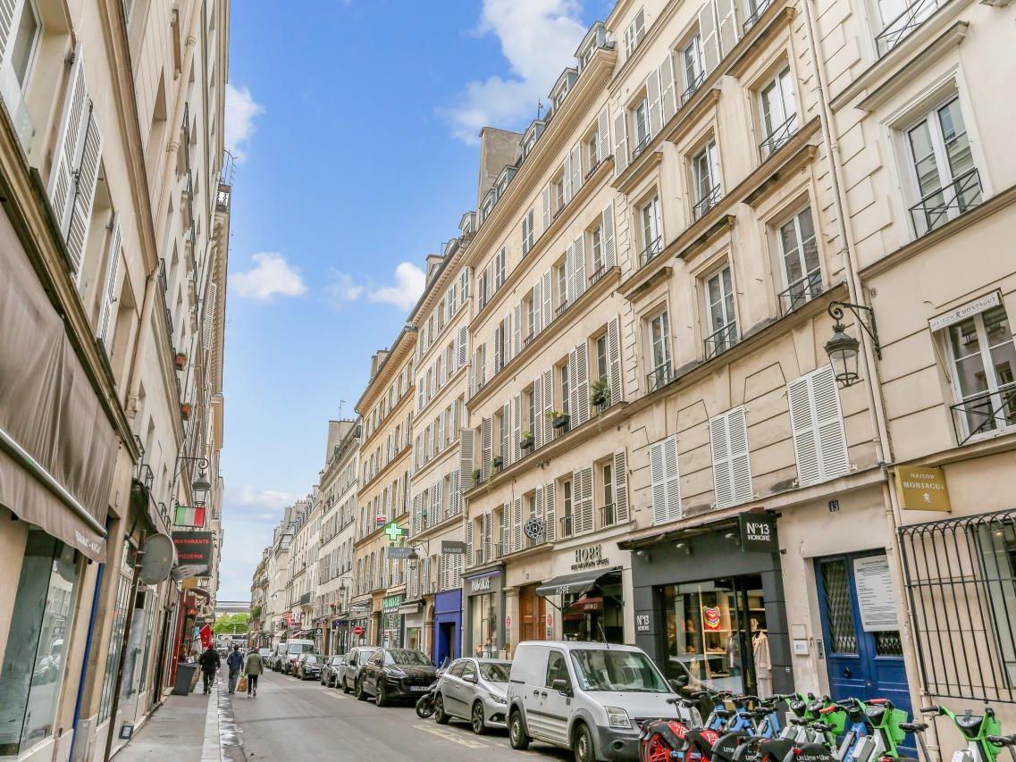 280 m² pour ce bureaux en location à Paris