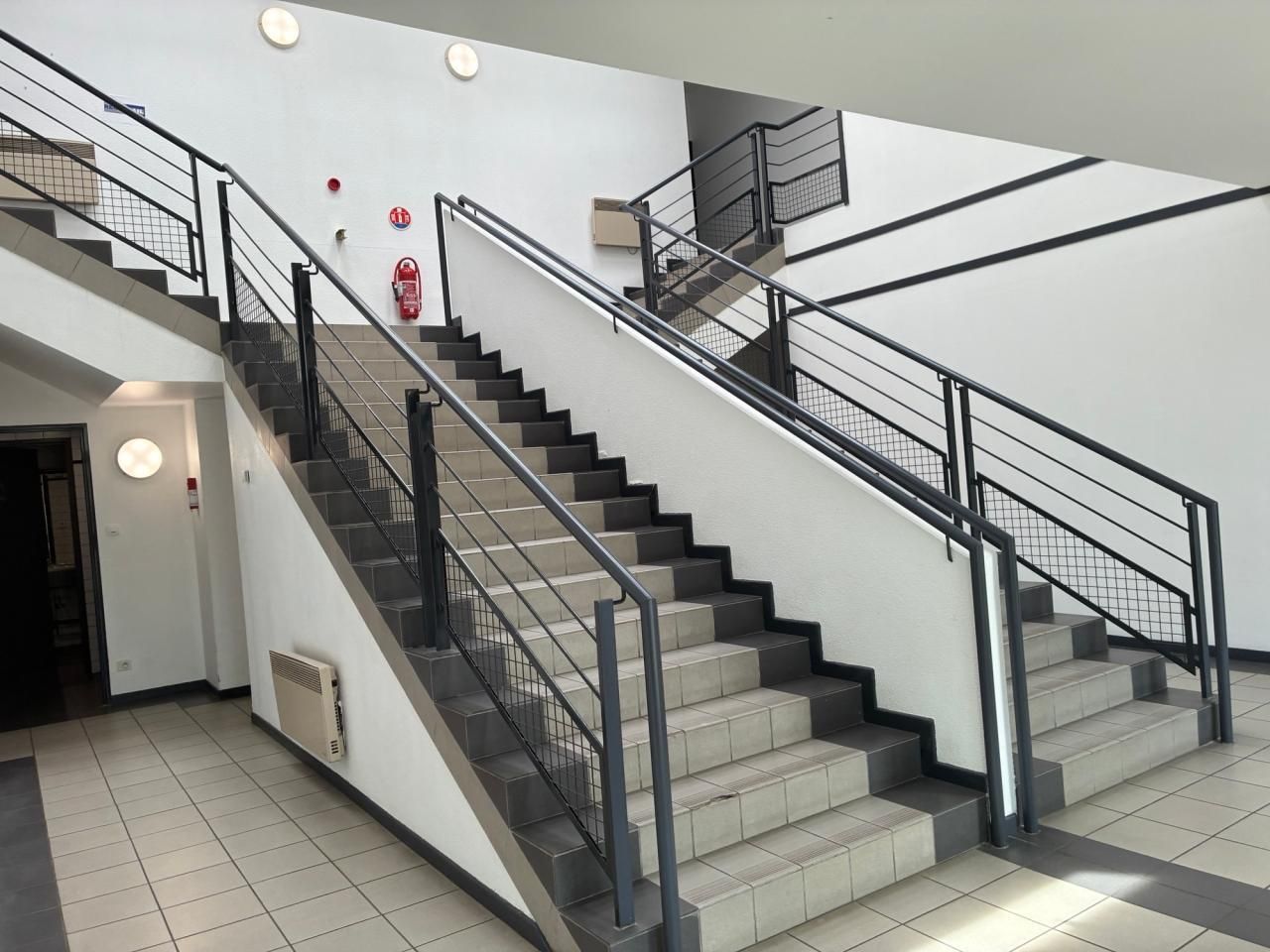 173 m² pour ce bureaux en location à Creteil