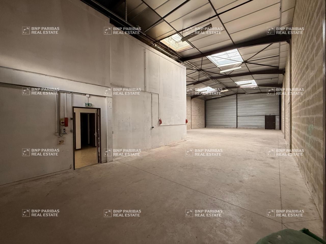 639 m² pour ce pme-pmi en location à Pontault-combault