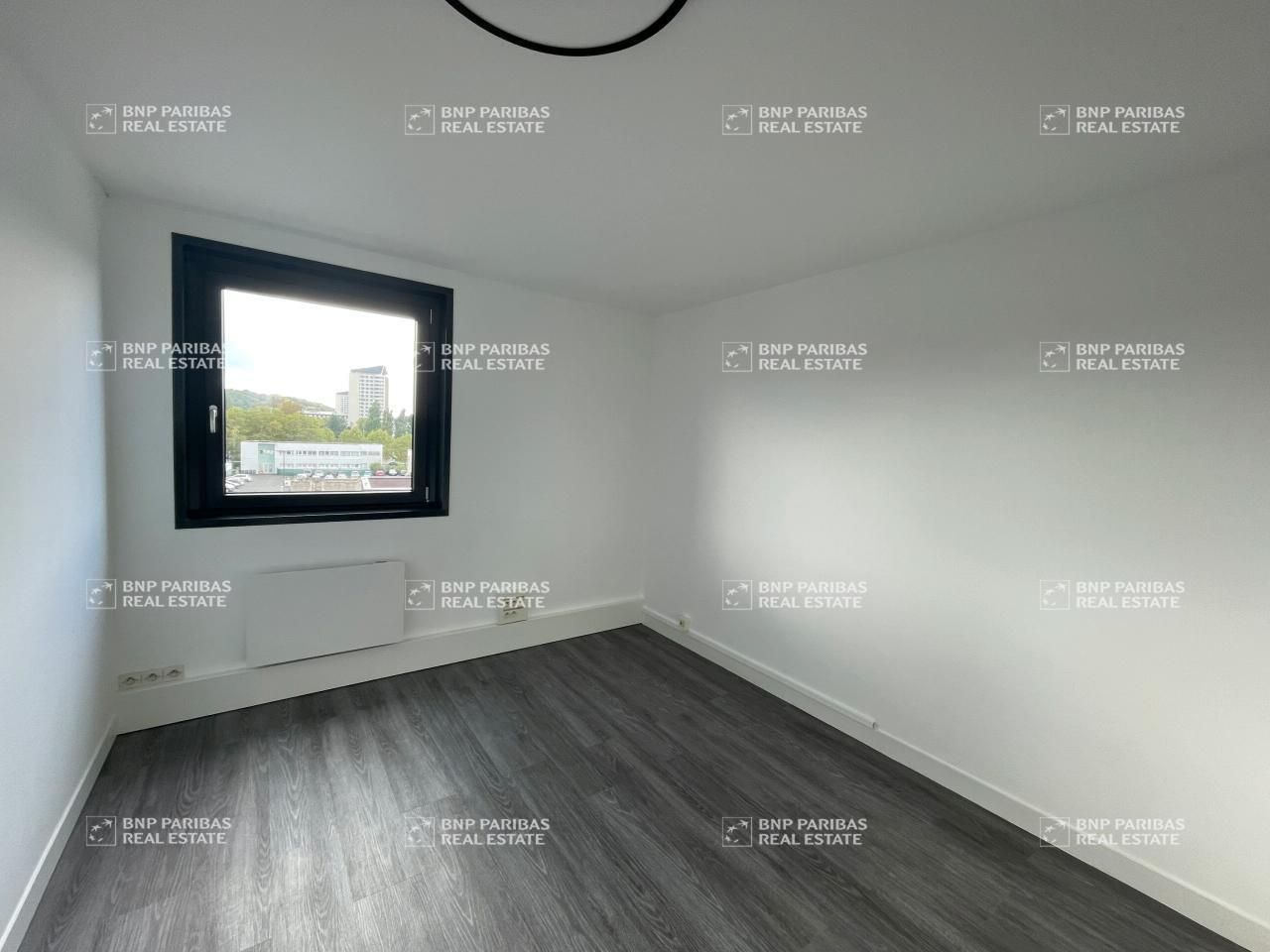 515 m² pour ce bureaux en location à Saint-avertin