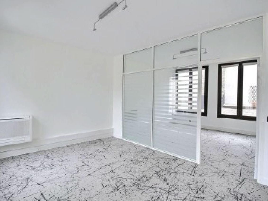 149 m² pour ce bureaux en location à Paris