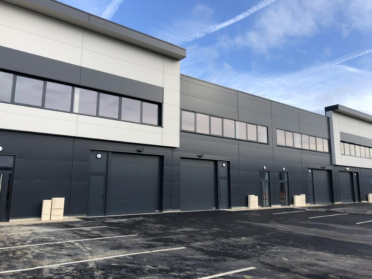 Location PME-PMI 293 m² non divisibles 78210 Saint-cyr-l'école