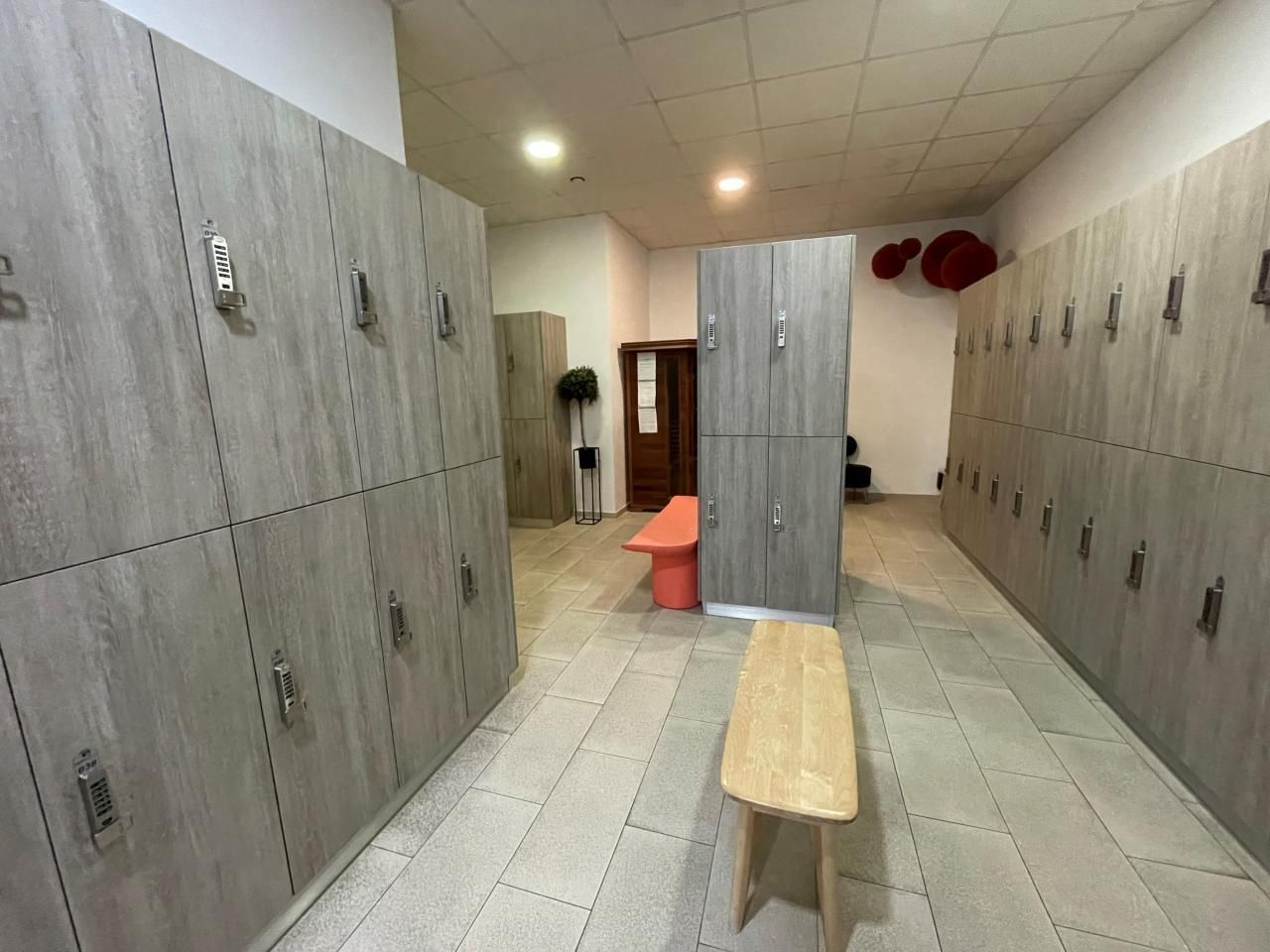 3625 m² pour ce bureaux en location à Guyancourt