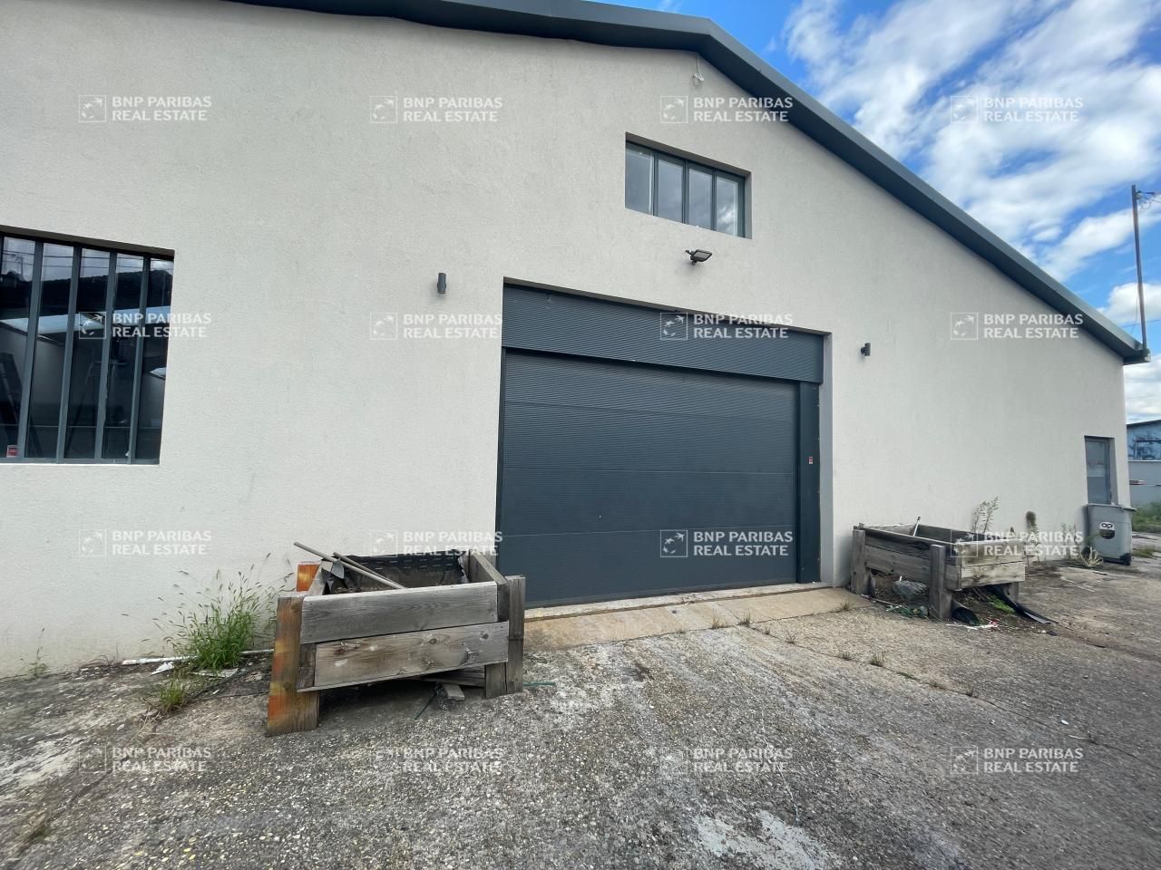 Location Activité 580 m² non divisibles 69100 Villeurbanne