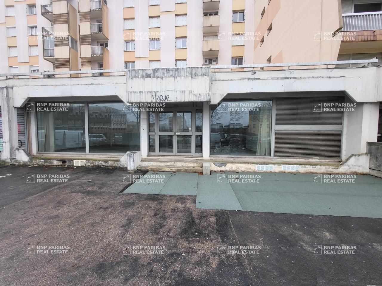 165 m² pour ce bureaux en location à Dijon