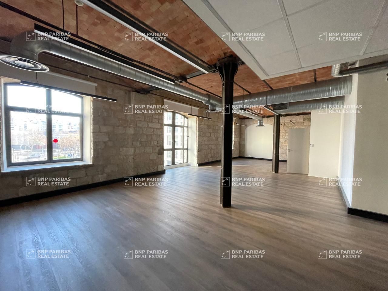 Location Bureaux 405 m² non divisibles 13002 Marseille