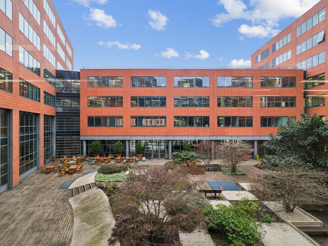 Location Bureaux 2493 m² divisibles 75019 Paris