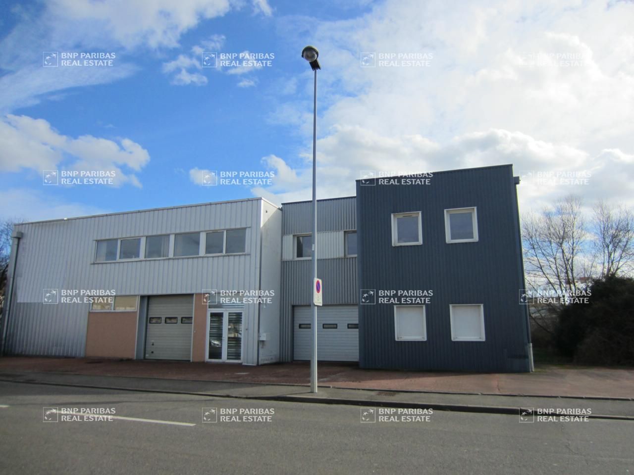 Location Bureaux 597 m² non divisibles 54425 Pulnoy