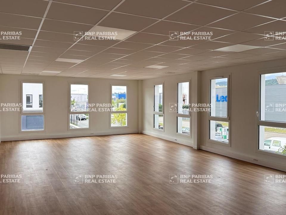 Vente Activité 328.5 m² non divisibles 69730 Genay
