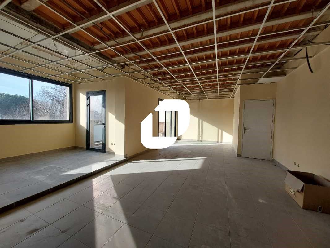 Sur la commune de Castelnau le lez, proche ligne 