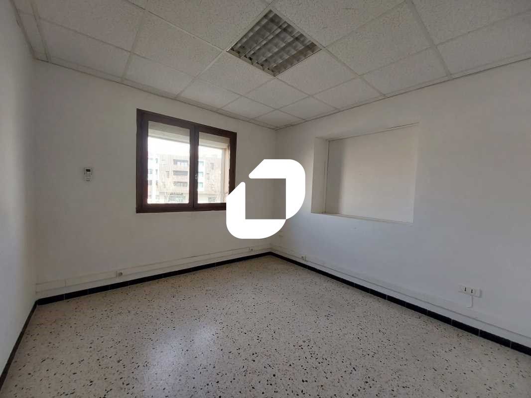 Sur la commune de Castelnau le lez, proche ligne 