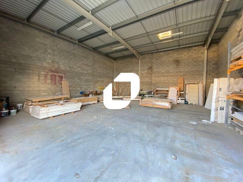 Au coeur de la dynamique zone d'activités de Sète