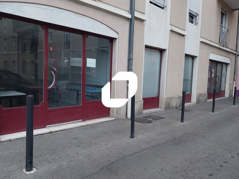 A proximité immédiate du Boulevard Gambetta, Immp