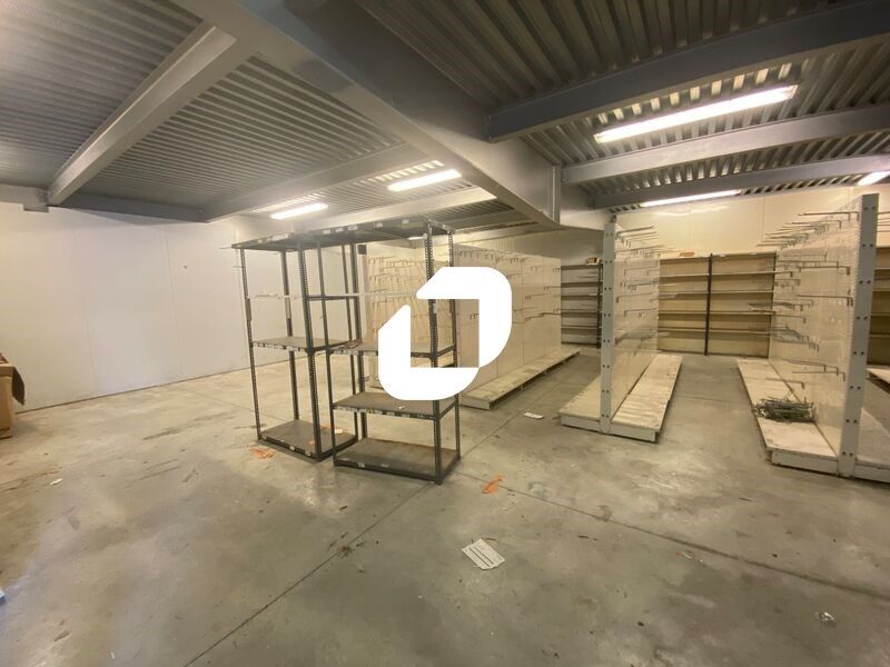 Situé au coeur de la dynamique zone d'activités d