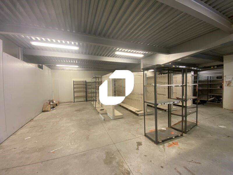 Situé au coeur de la dynamique zone d'activités d