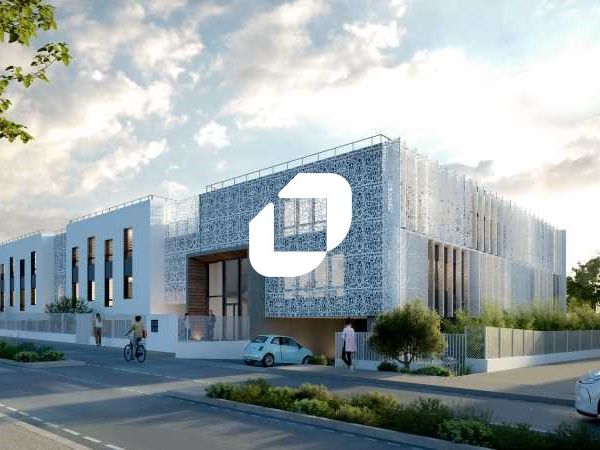 IMMPROVE vous propose à l'achat 2450m² de bureaux