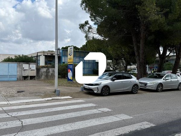Bureaux de 773 m² divisibles à partir de 318 m² à