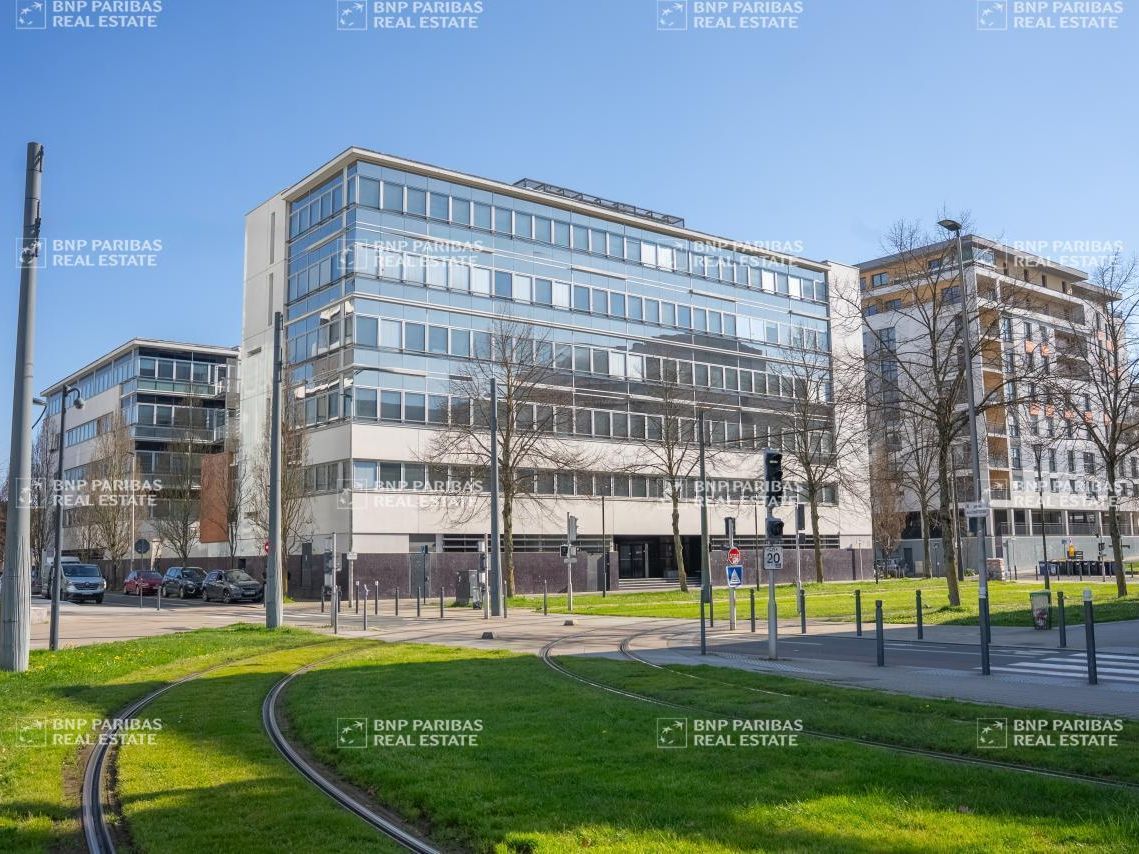 2826 m² pour ce bureaux en vente à Angers