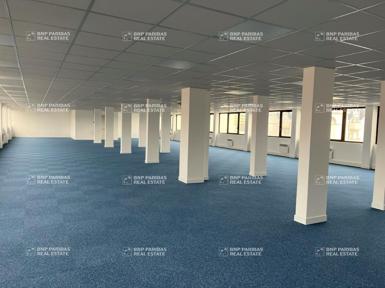 994 m² pour ce bureaux en location à Rouen