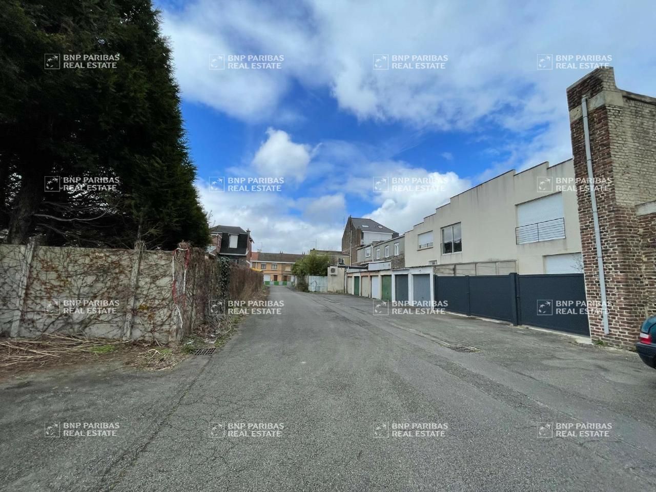 2700 m² pour ce activité en vente à Lille