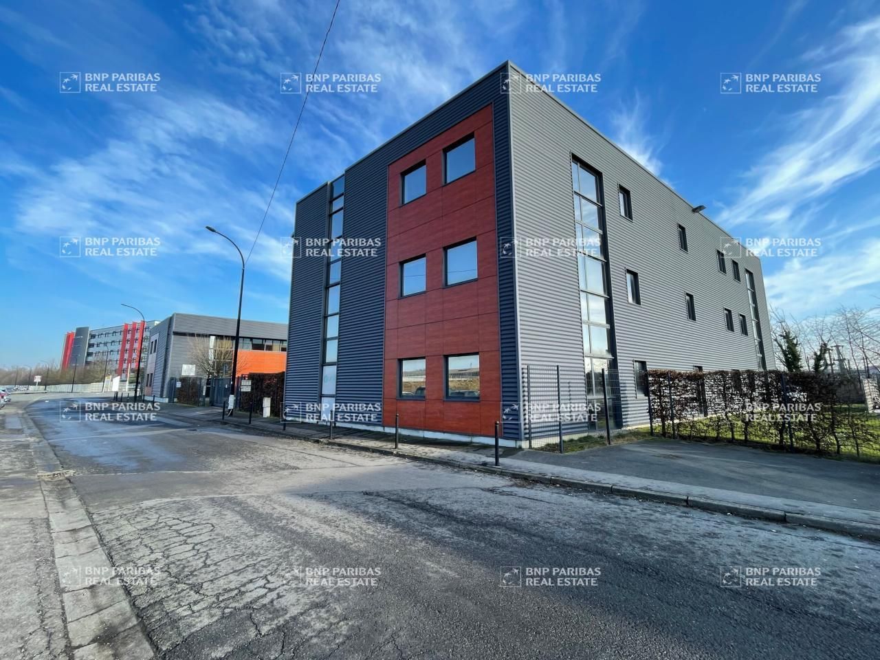Location Bureaux 337.2 m² divisibles 59300 Valenciennes