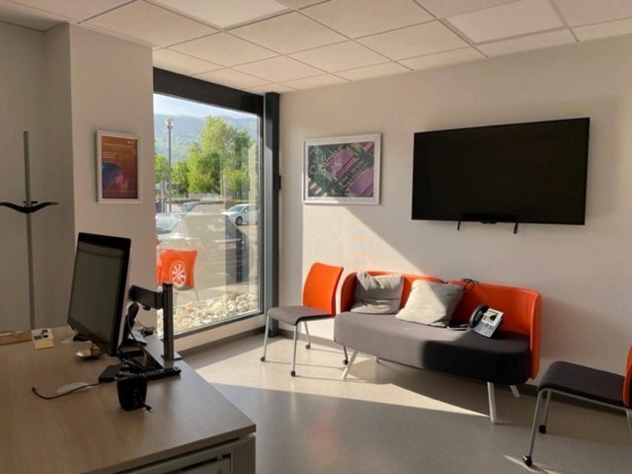 1230 m² pour ce bureaux en location à Archamps