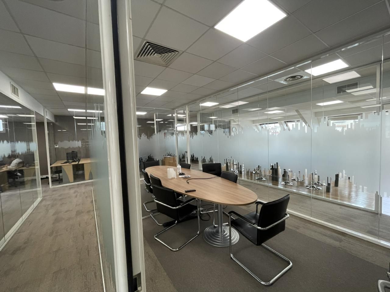 Location Bureaux 1419 m² divisibles 93400 Saint ouen