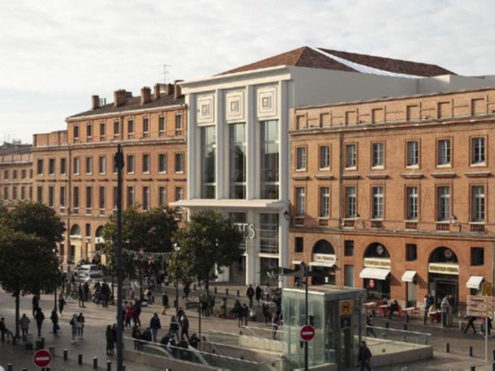 Location Local commercial 1111 m² non divisibles 31000 Toulouse 31000