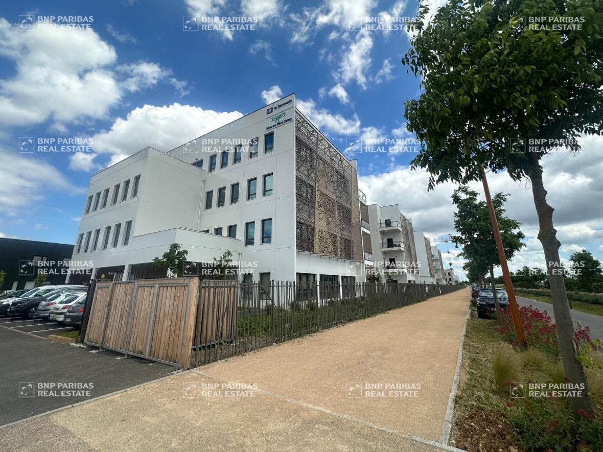 Vente Bureaux 434 m² divisibles 69740 Genas